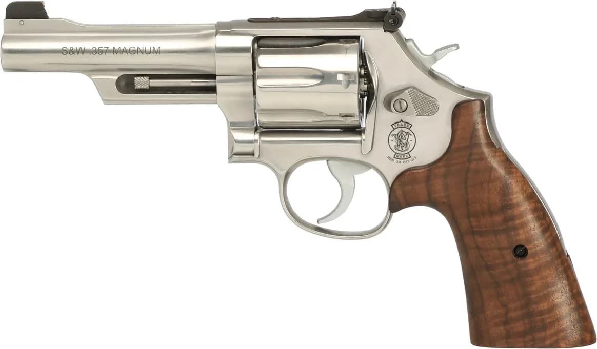 Smith & Wesson Model 686 Plus Mountain Gun Exclusive Edition